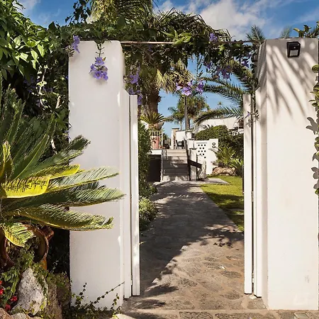 Hotel Grifo Charme &
