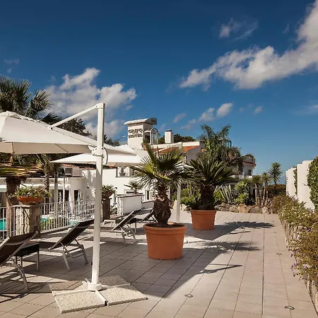 Grifo Charme & Hotel 4*