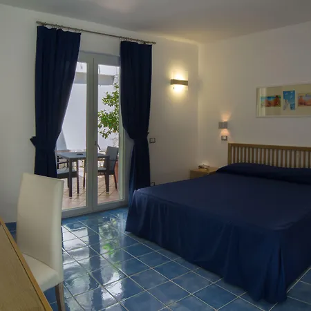 Hotel Grifo Charme &