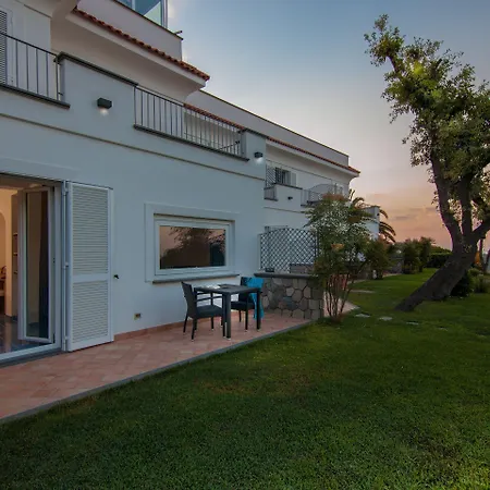 Отель Grifo Charme &