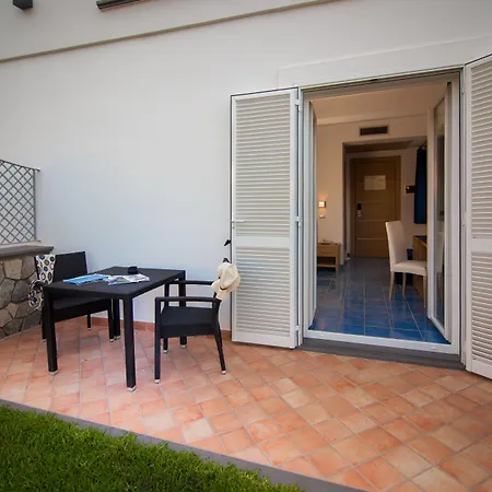 Отель Grifo Charme &