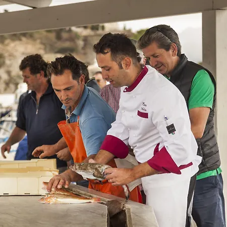 Отель Grifo Charme &