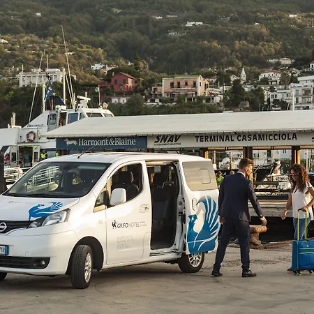 Отель Grifo Charme & Казамиччола-Терме