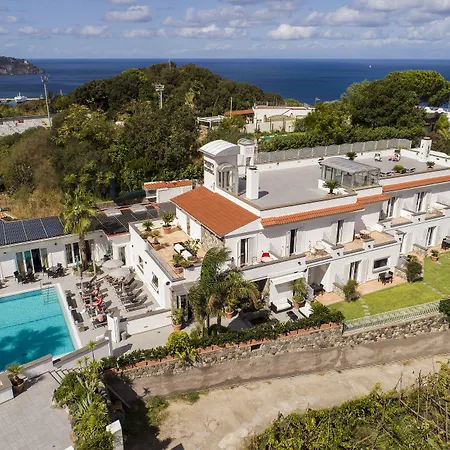 Grifo Charme & Отель 4*