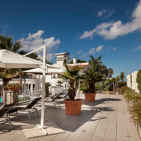 Grifo Charme & Hotell 4*