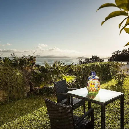 Hotell Grifo Charme & 4*