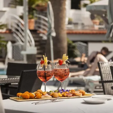 Grifo Charme & Hotell